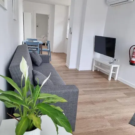 Y Estudios El Centro Apartment