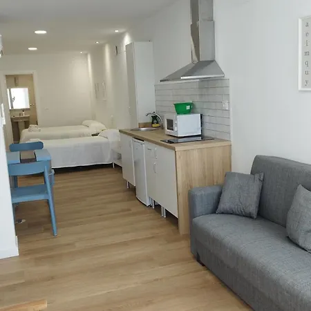 Y Estudios El Centro Apartment